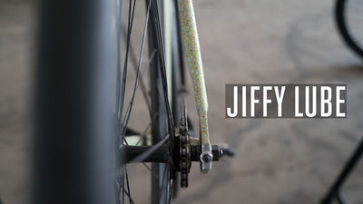 Jiffy Lube: How to clean and lube a chain, fast.